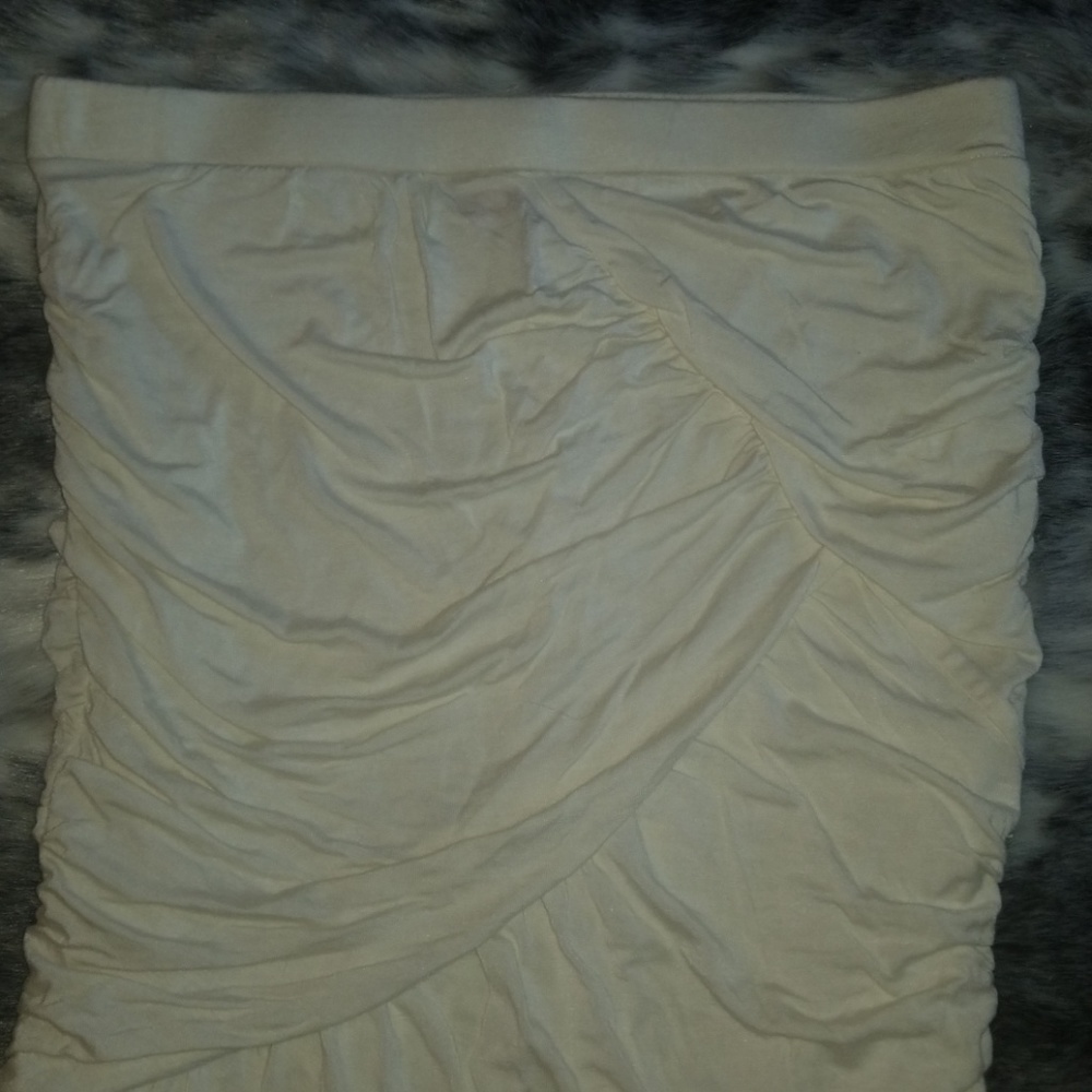 Bebe Ruched Tube Top - Picture 4 of 7